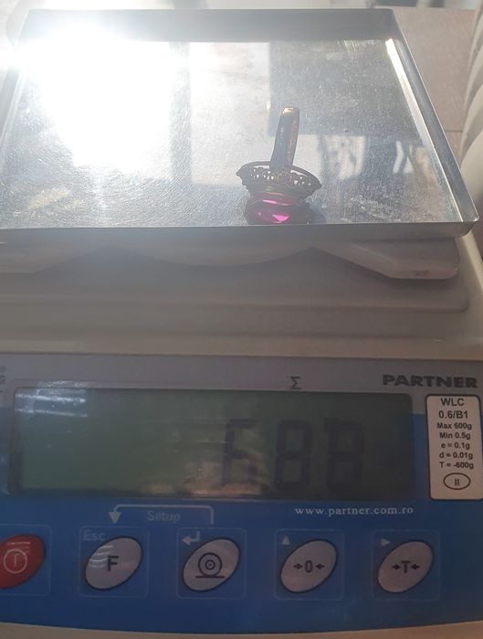 Inel din aur de 14K lucrat manual cu filigram și rubin – mărimea 60 – 6,88 g
