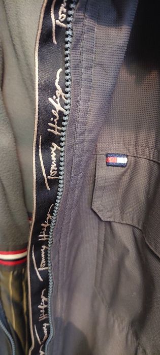 Продам куртку демисезонная