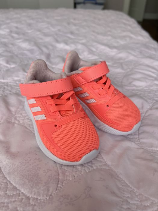 Кроссовки adidas оригинал