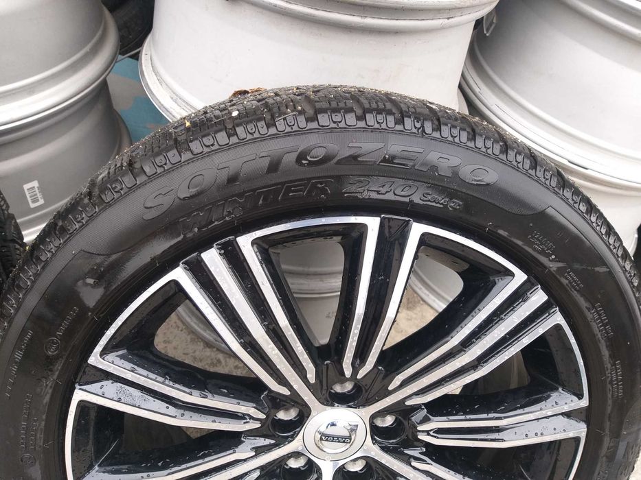 Set 4 anvelope Pirelli Sotto Zero Win 235 45R18 Dot3119 ci293