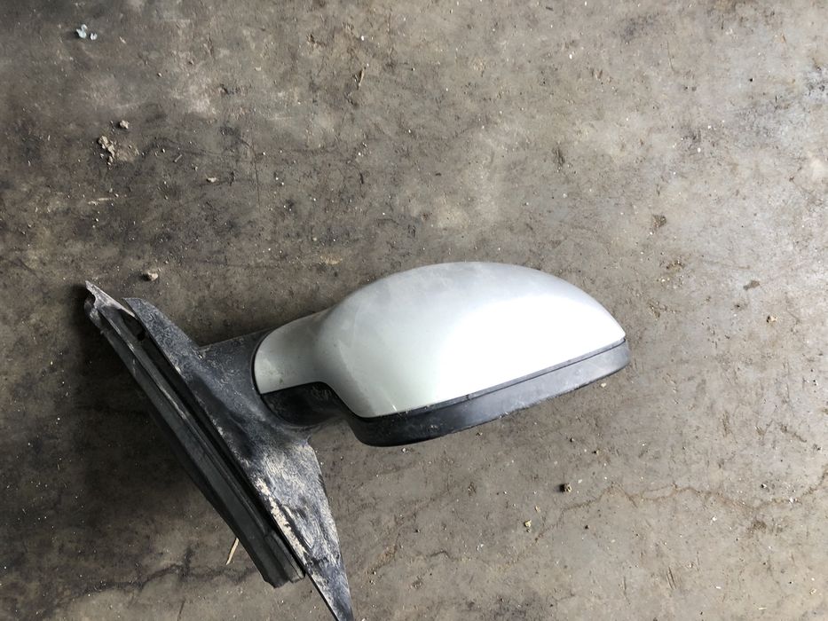 Дясно огледало бмв 3 е90/91 фейслифт ( dqsno ogledalo bmw 3 e90/91 LCI