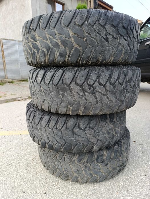 Продавам гуми 31 10.5r15