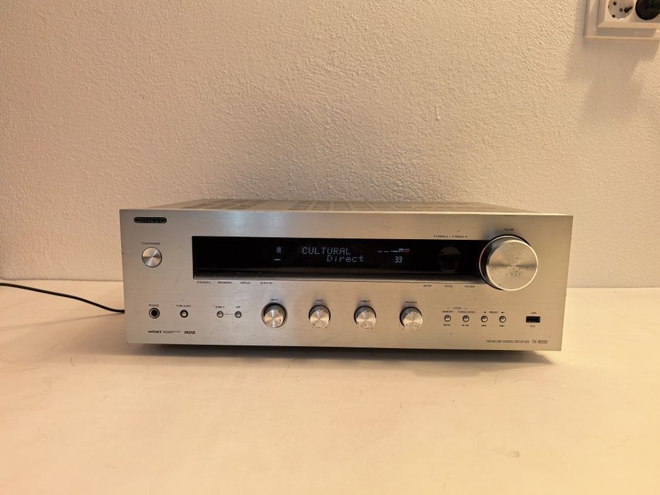 Amplificator Onkyo TX 8050 hdmi usb tuner optical 130 W pe canal