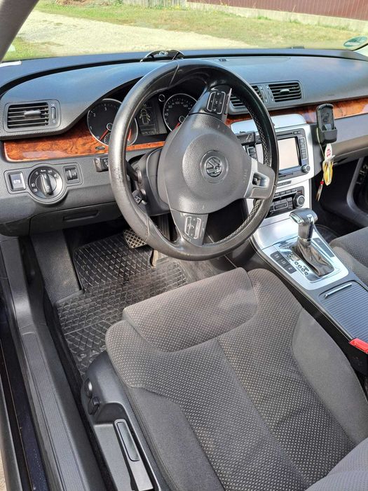 VOLKSWAGEN Passat 2010 — imagine 3