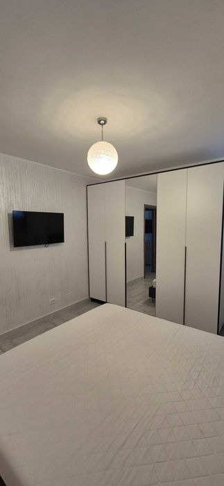 Apartament spațios de închiriat