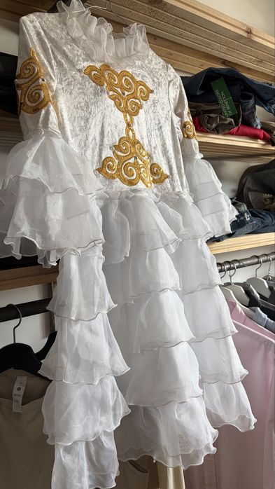 Продам платье детское