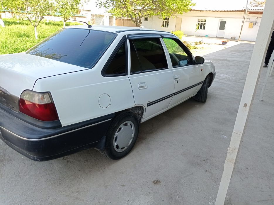 Nexia1 sotiladi yili 1998