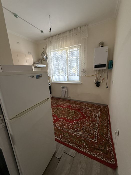 Срочна сдаётся 2 х комнатные квартира Айдин