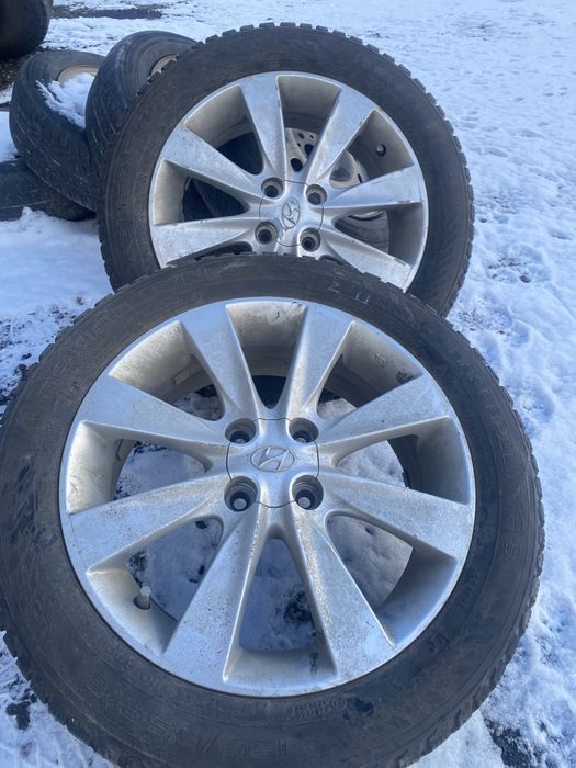 Продам зимние шины с титанками