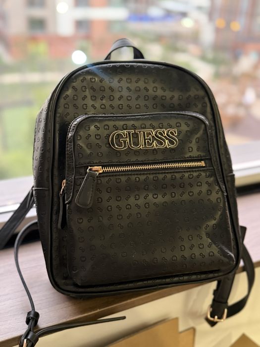 рюкзак guess из экокожи с узором