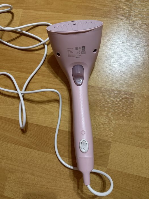 Уред за гладене с пара Philips