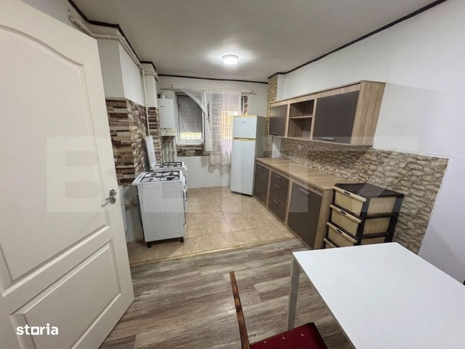 Apartament de vanzare, cu 1 camera, decomandat, 40 mp, la 2 minute de — fotografia 3