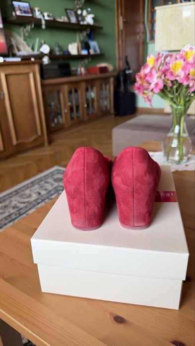 Дамски обувки Hogl, цвят череша, 39 номер