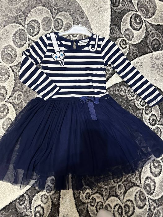 Милое платье в отличном состоянии.