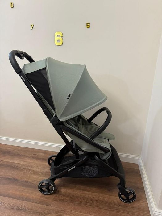 Продам коляску оригинал Easywalker