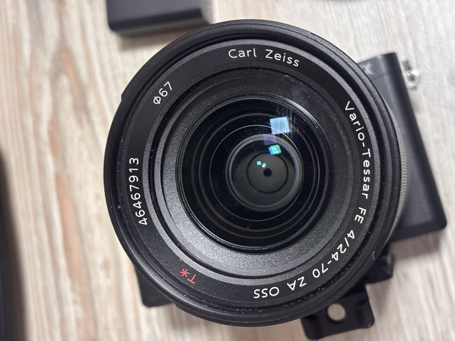 Vand sony 6300, 2 obiective, blit, stabilizator