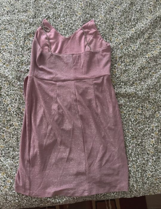 Rochie scurta mulata roz