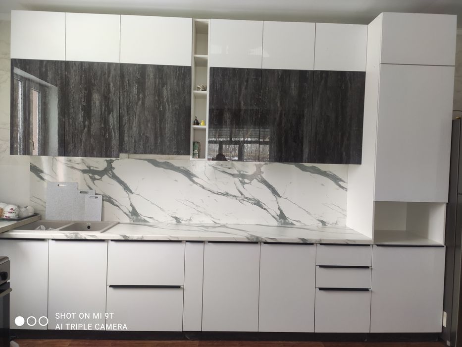 Продам куханый гарнитур