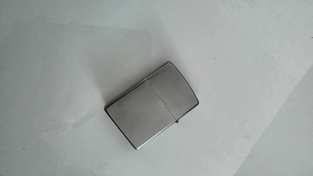 Bricheta Zippo simplă - folosită o singură dată
