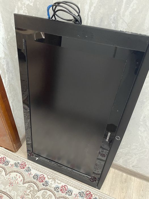 Продам телевизор