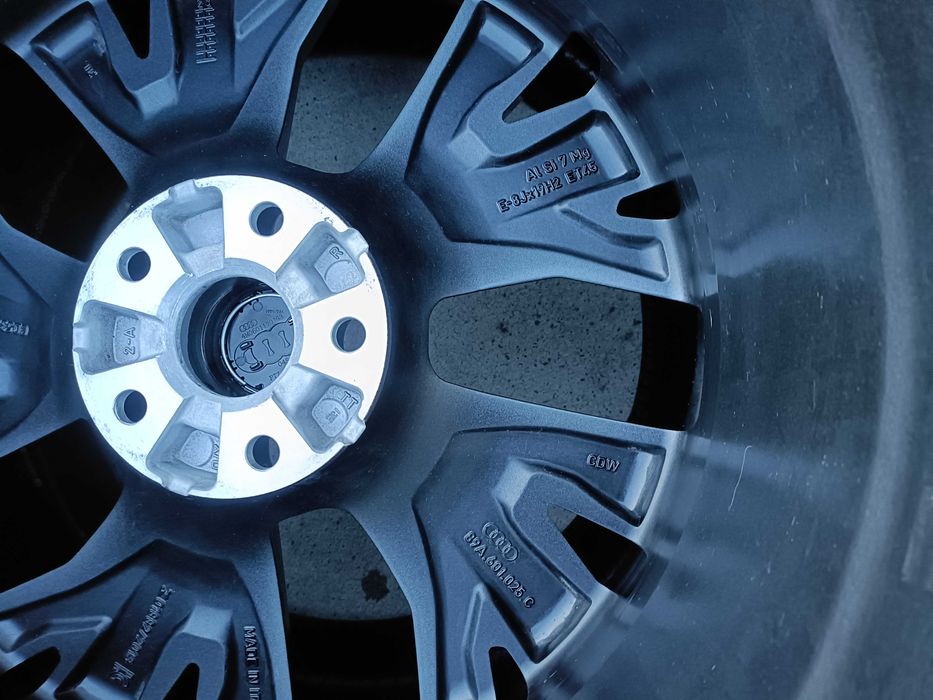 O janta 19 oem Audi Q4 E Tron 8 J x19 et 45 cod 89A601025C