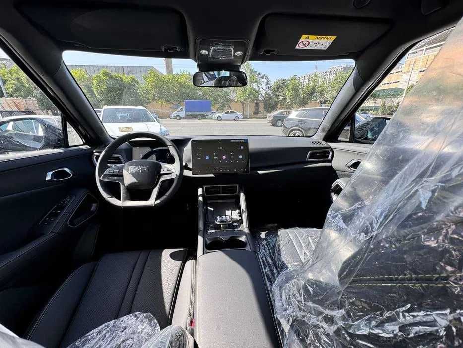 BYD Yuan Up Flagship Черный с наваротами гарантией готов для нотариуса