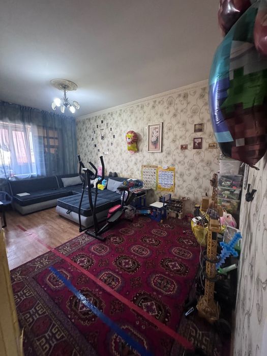 Продаётся своя квартира