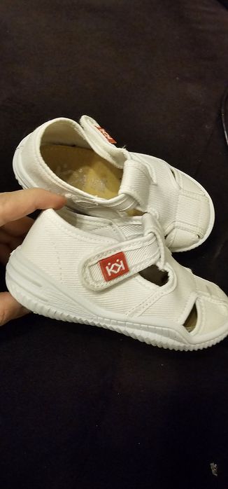 Пантофи 24 номер Колев