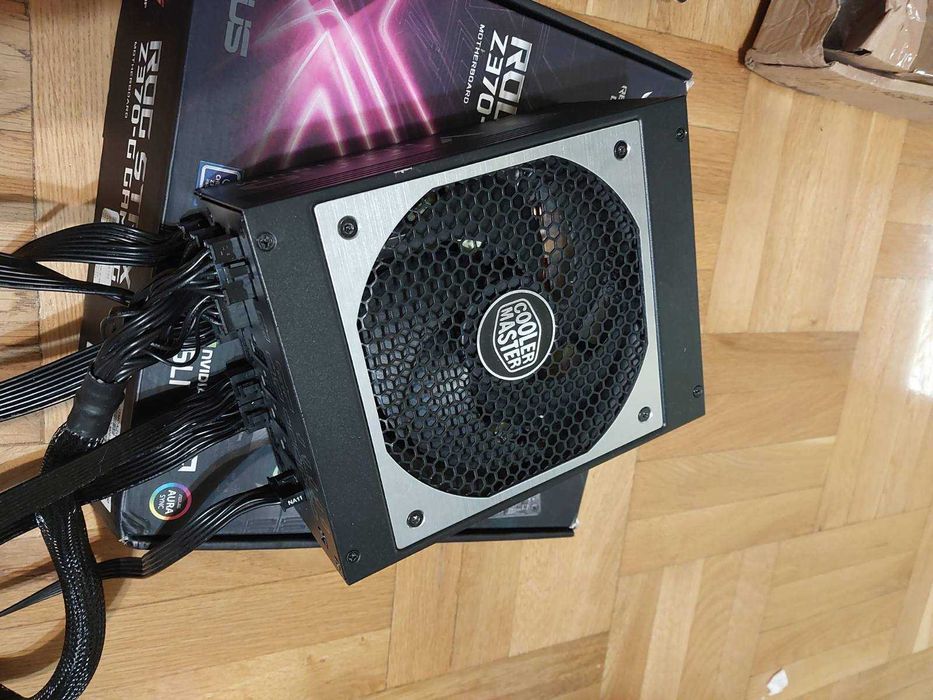 1200W 80+Platinum - BeQuiet Straight Power 11, Cooler Master V1200