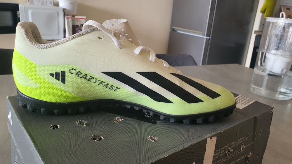 Футболни обувки бутонки Adidas X Crazyfast.4 TF номер 40.5