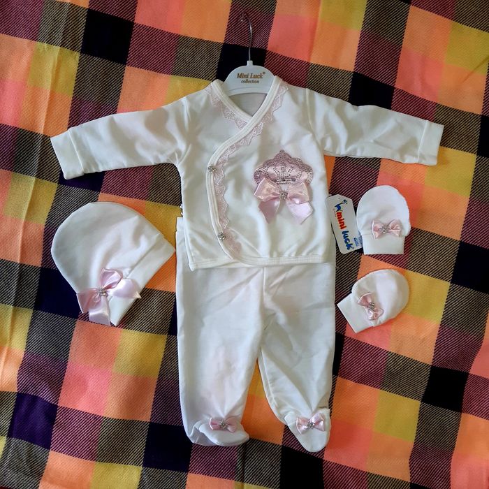 Детские одежды для маленьких