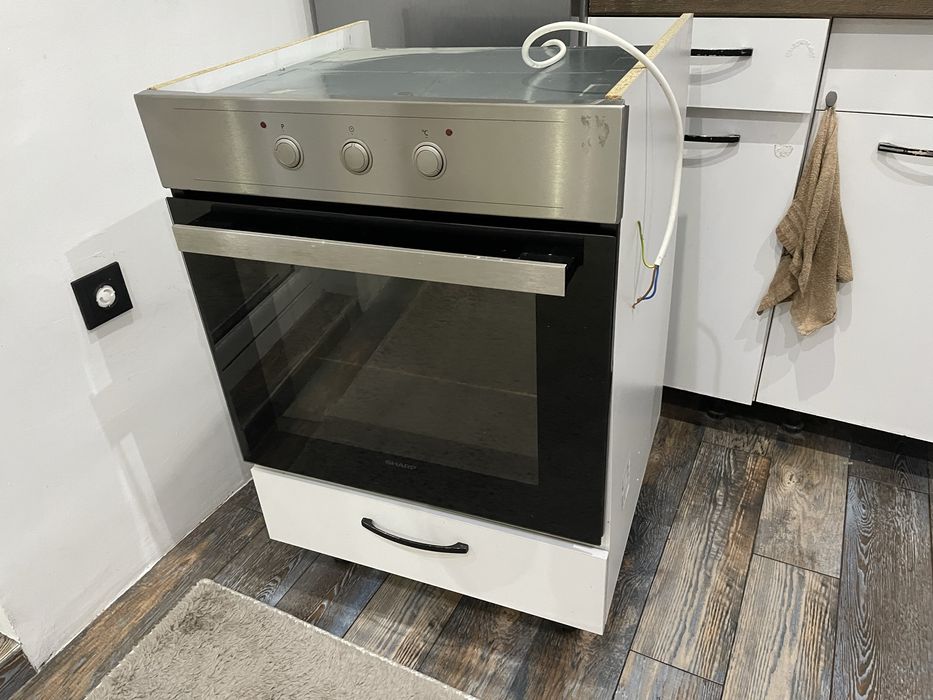 Фурна за вграждане Sharp