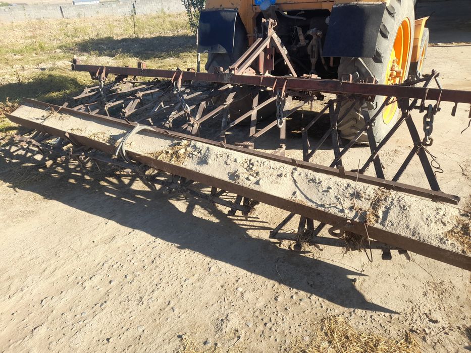 Трактор МТЗ 80.Прессподборщик.Плуг.Культиватор.Борона.