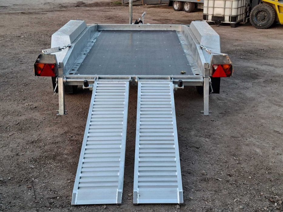 НОВО ремарке за строителна техника