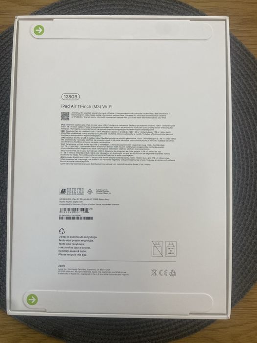 iPad Air 11-inch Wi-Fi ЧИСТО НОВ