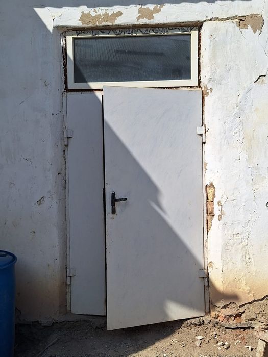 Продается Железный дверь