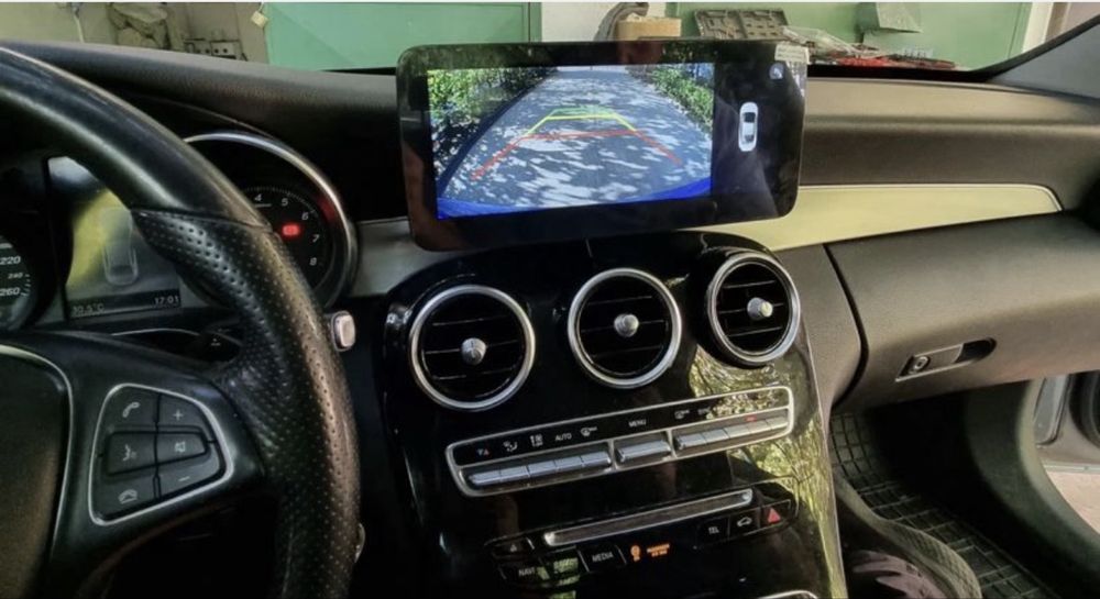 Navigatie android Mercedes C Class W205 Carplay Waze YouTube