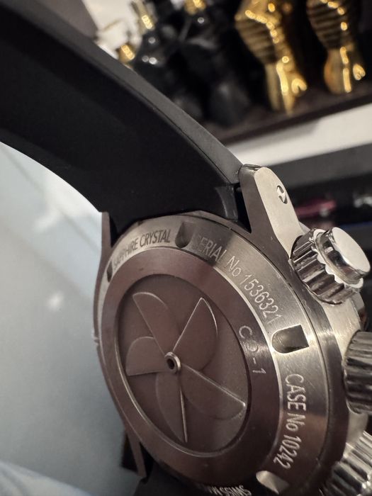 Часовник Edox CO-1