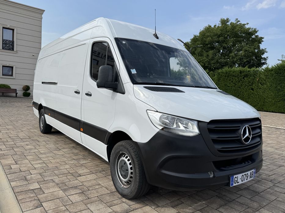 Mercedes Sprinter 2022- 12