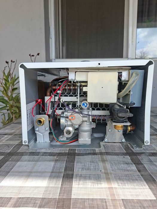 Instant pe gaz stare foarte bună