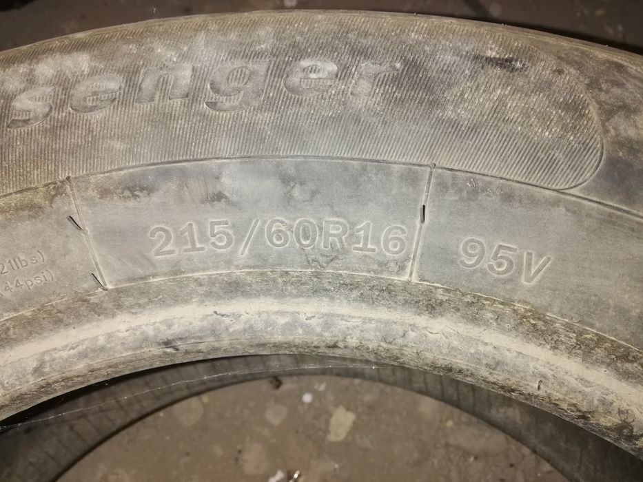 Шины   215 / 60   R 16