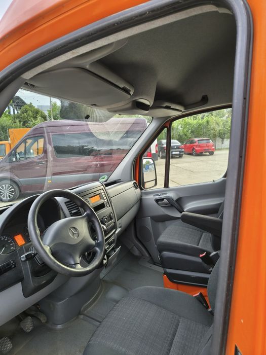 Mercedes sprinter 313 2014 service mobil