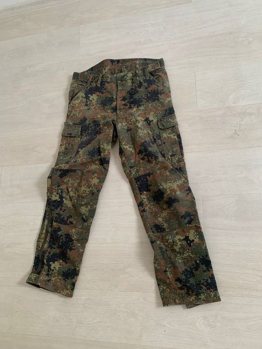 Камуфлажен тактически панталони И шапка
