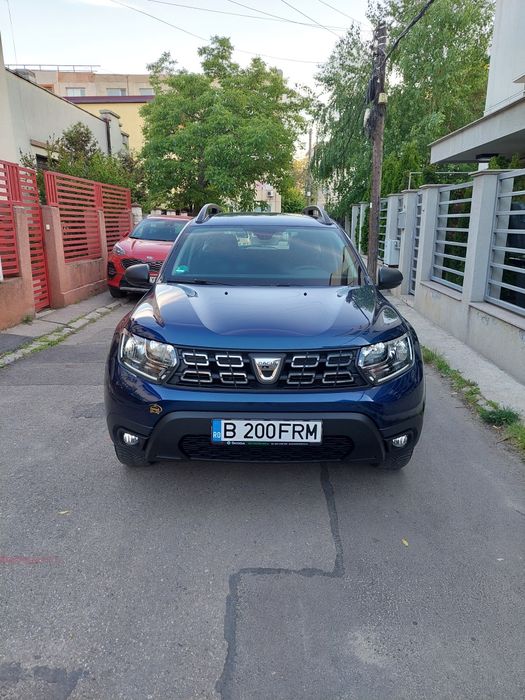 Inchiriere microbuz 8+1 locuri. Închirieri auto sct 4,