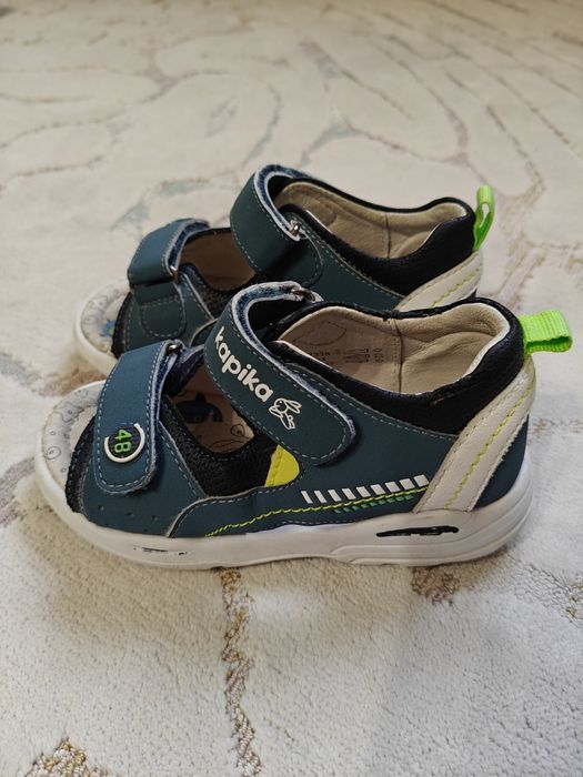 Босоножки для мальчика 24р
