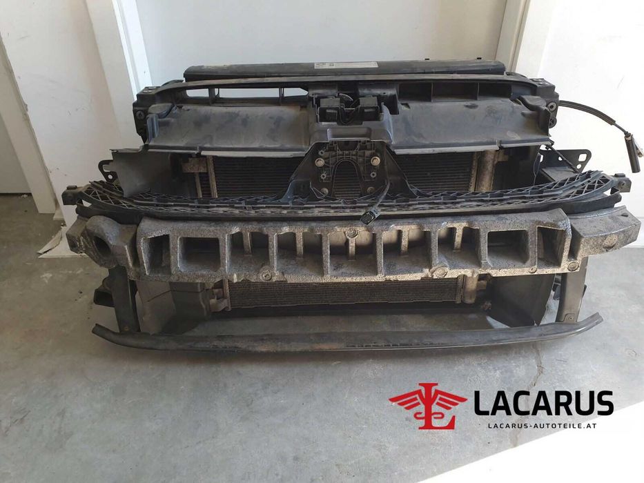 dezmembrez passat B8 break/ usi fata passat b8/hayon /trager passat b8