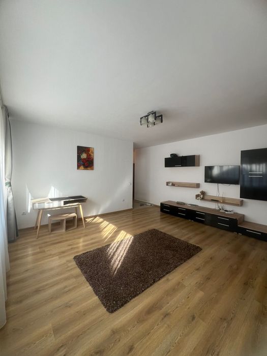 Inchiriez apartament 2 camere
