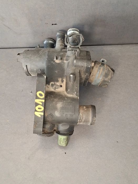 Carcasa termostat Volkswagen VW Golf 2000 1.4 MT (75 hp)