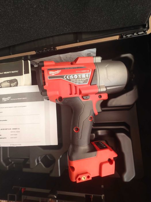 Гайковерт Milwaukee M18 FHIWF12