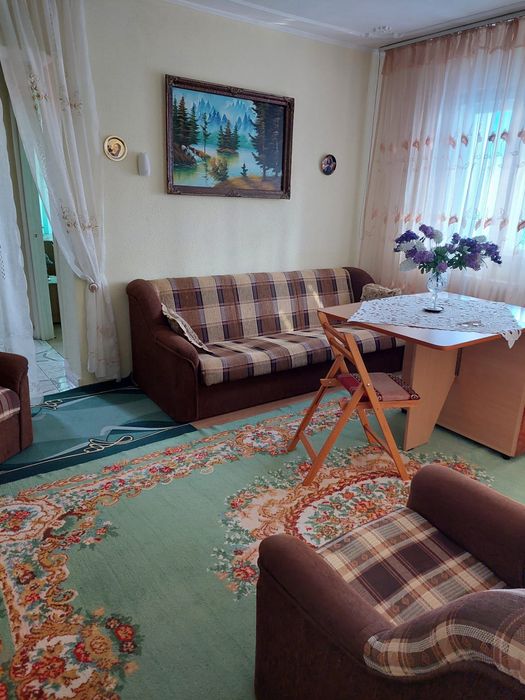 Apartament intabulat 3 camere Harlau centru